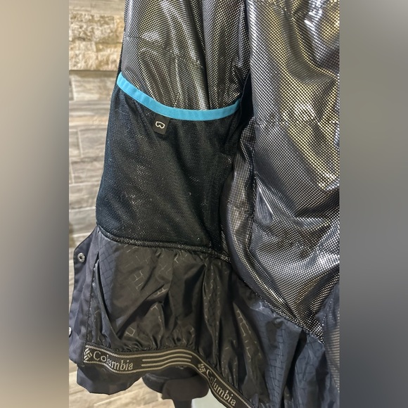 Columbia Snowboard Jacket - Picture 5 of 8
